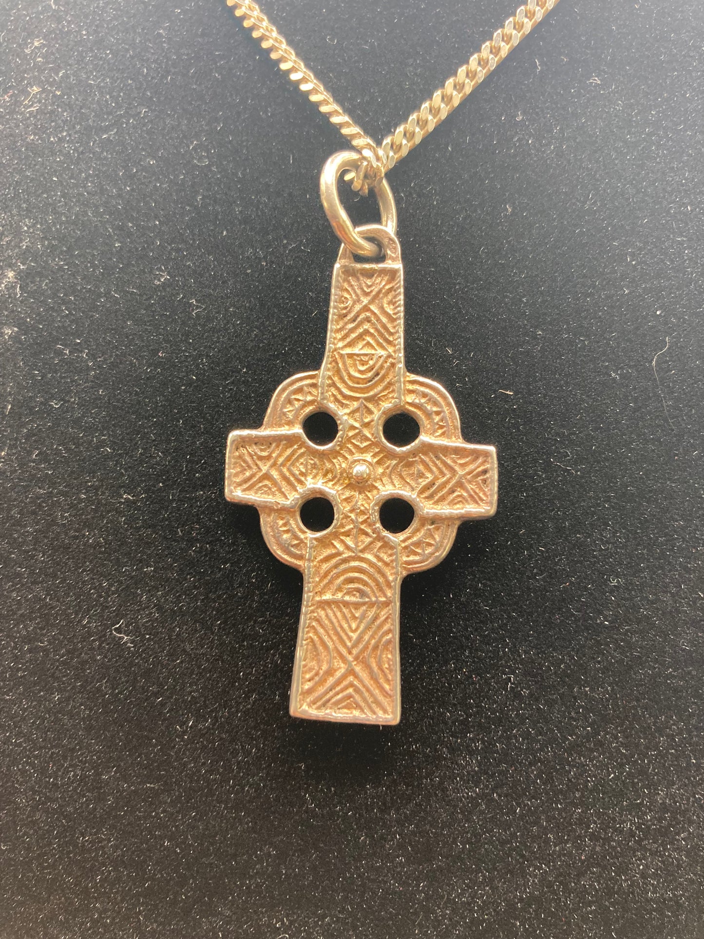 Pendentif "Croix celtique" en argent.